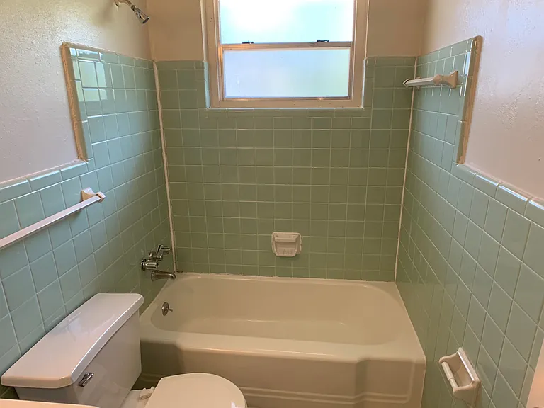 3339 Old Montgomery Hwy #C — Photo 10