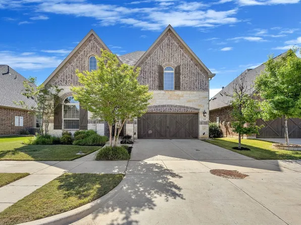 904 Canyon Oak Dr, Euless, TX 76039