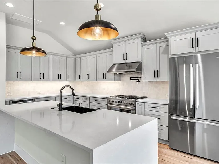 8209 Polar Dr — Photo 10