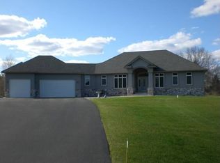 1861 299th Trl NW, Isanti, MN 55040