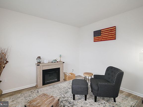 5th image of 1612 Liverpool Ave