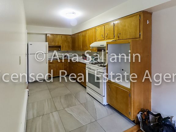 5th image of 30-75 38th St #3