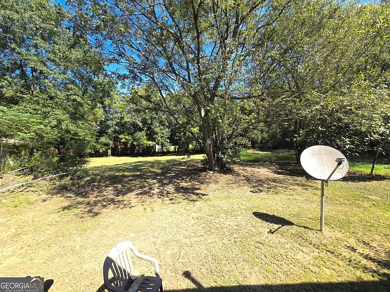 947 Troupe St #B — Photo 9