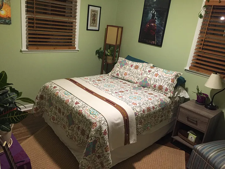 front bedroom (example with furnishing)