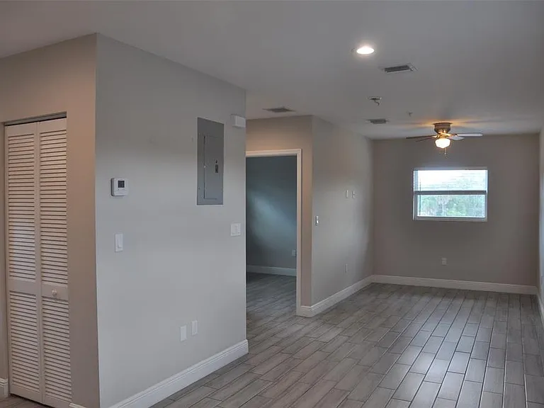 1216 NW 6th Ct #4 — Photo 13