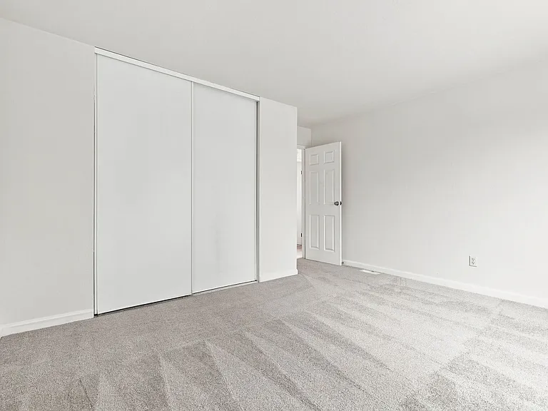 336 Wilkes Cir — Photo 23