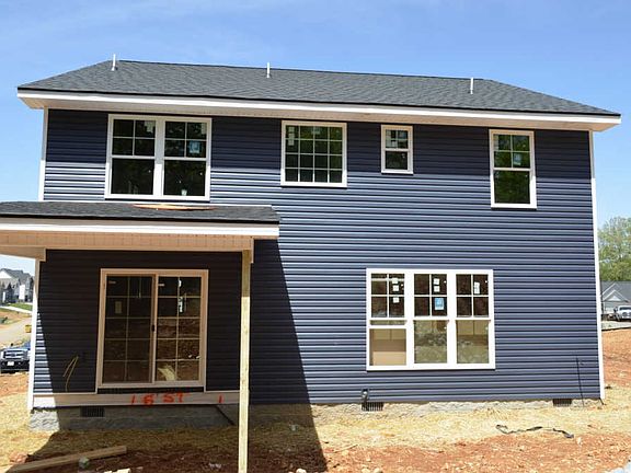 4th image of 91 Chestnut Dr