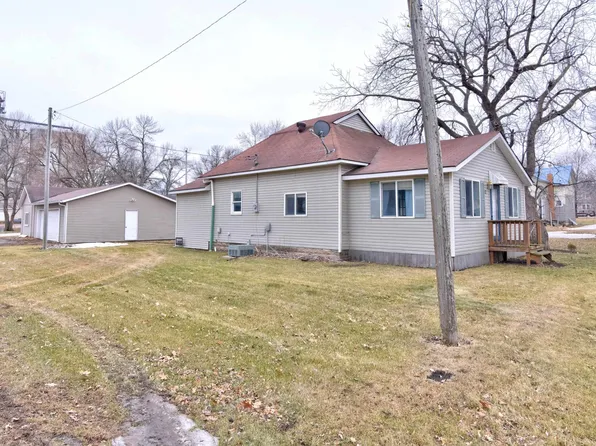 304 2nd Ave, Gruver, IA 51334