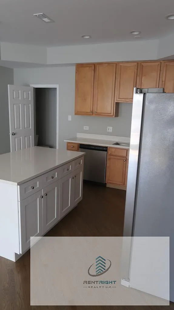 3 bed, 2.5 bath, $3,900 — Photo 4
