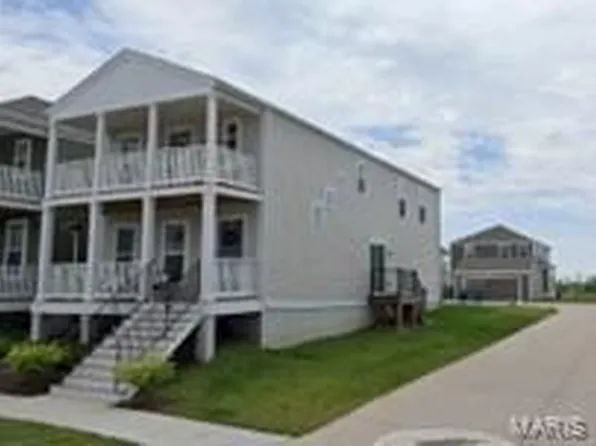 3405 Broad St, Saint Charles, MO 63301