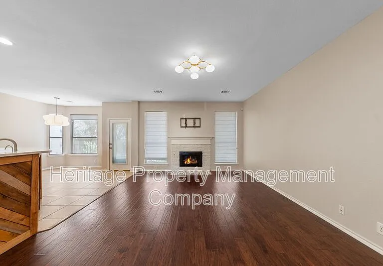 3102 Sable Xing — Photo 10