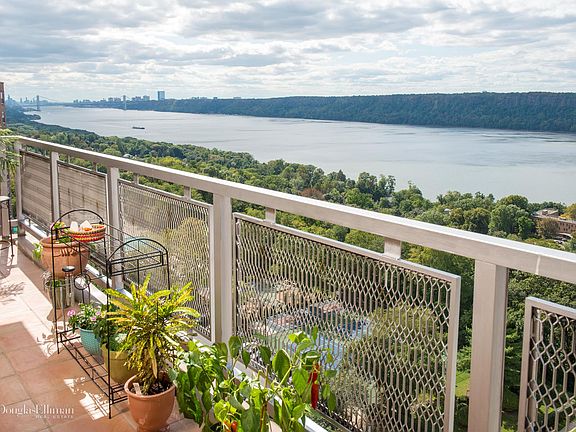 4th image of 5900 Arlington Ave #22JK