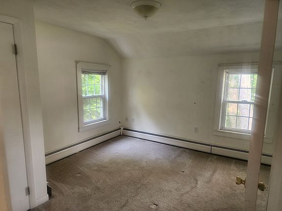 2nd image of 147 Norwich Ave