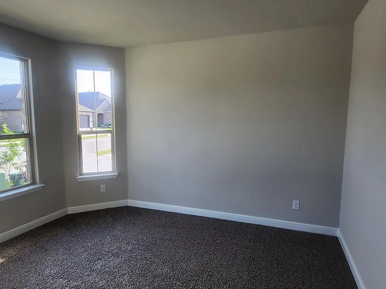 1029 Kirkham Way — Photo 6