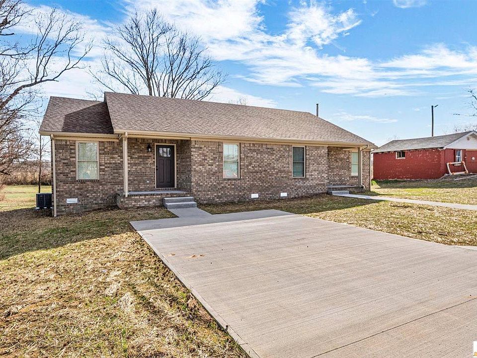 1100 Columbia Ave, Glasgow, KY 42141 MLS SC44293 Zillow