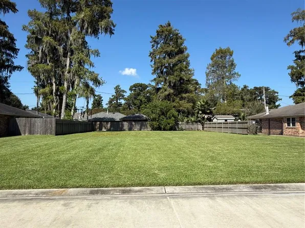 189 Dunleith Dr, Destrehan, LA 70047