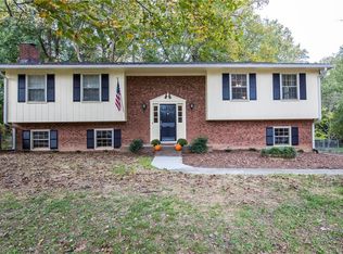 1571 Kesteven Rd, Winston Salem, NC 27127