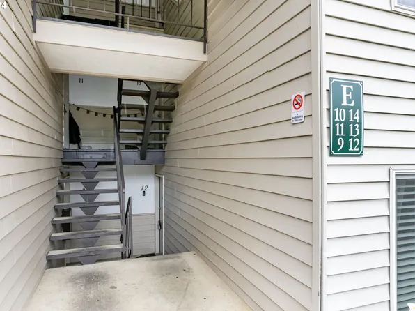 200 SW Florence Ave APT E12, Gresham, OR 97080