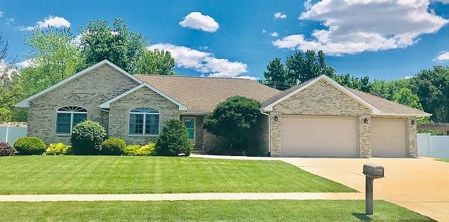 1st image of 532 Turnberry Dr