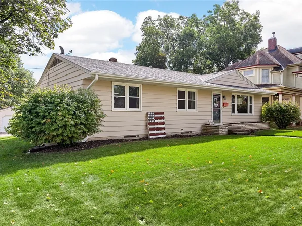 732 5th Ave NW, Mount Vernon, IA 52314