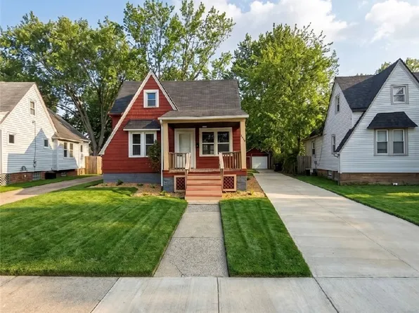 3922 Brookside Blvd, Cleveland, OH 44111