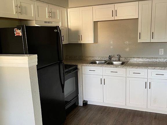 3rd image of 2151 Granby St