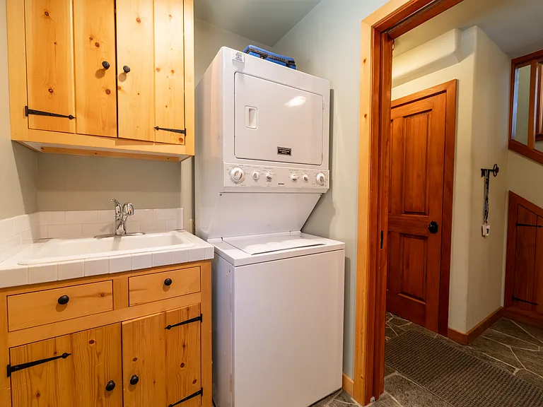 1505 Pine Ave — Photo 31