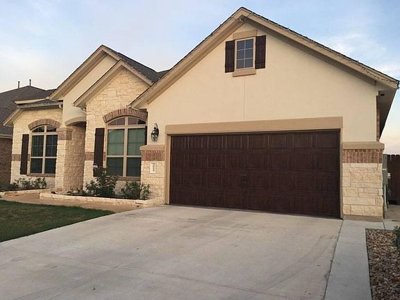 2nd image of 3012 Paseo De Charros