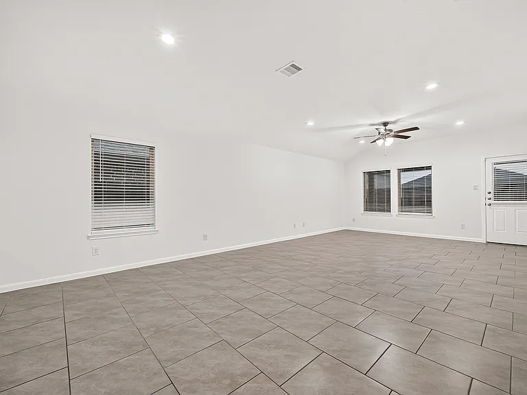 18326 Arcola Bay Ln — Photo 21