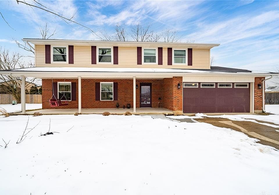 1st image of 623 Lake Forest Dr