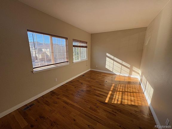 5th image of 2667 Live Oak Court