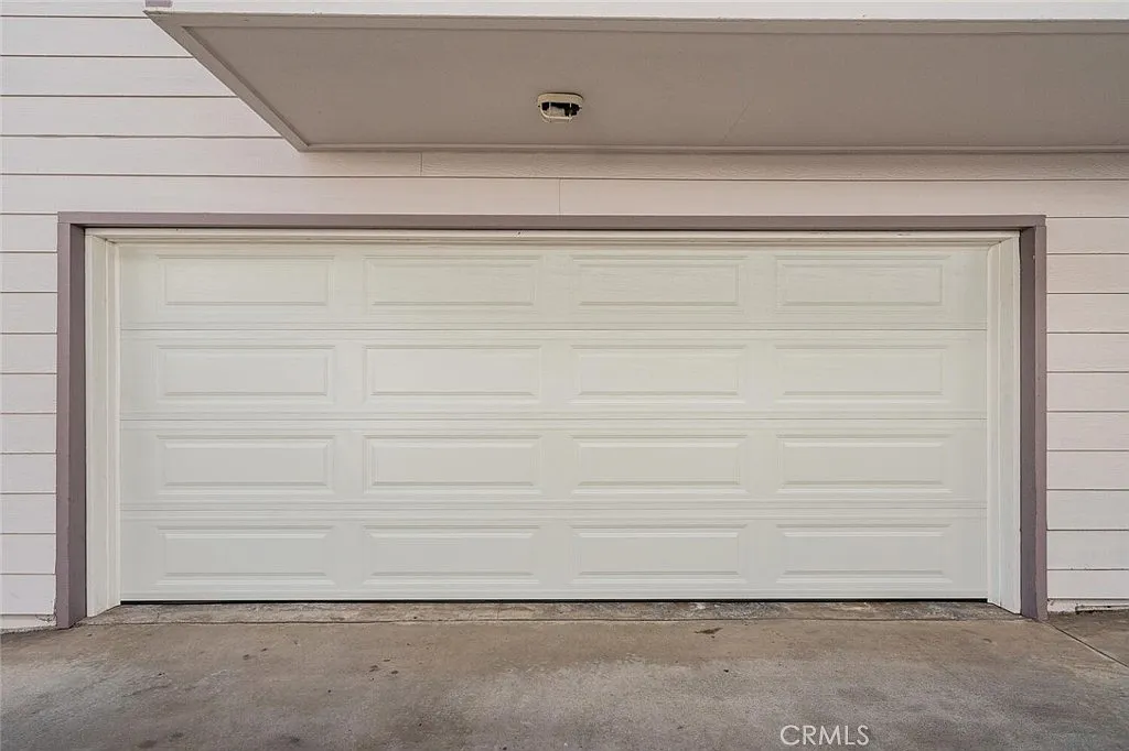 Building Photo - 1129 Linden Ave #5