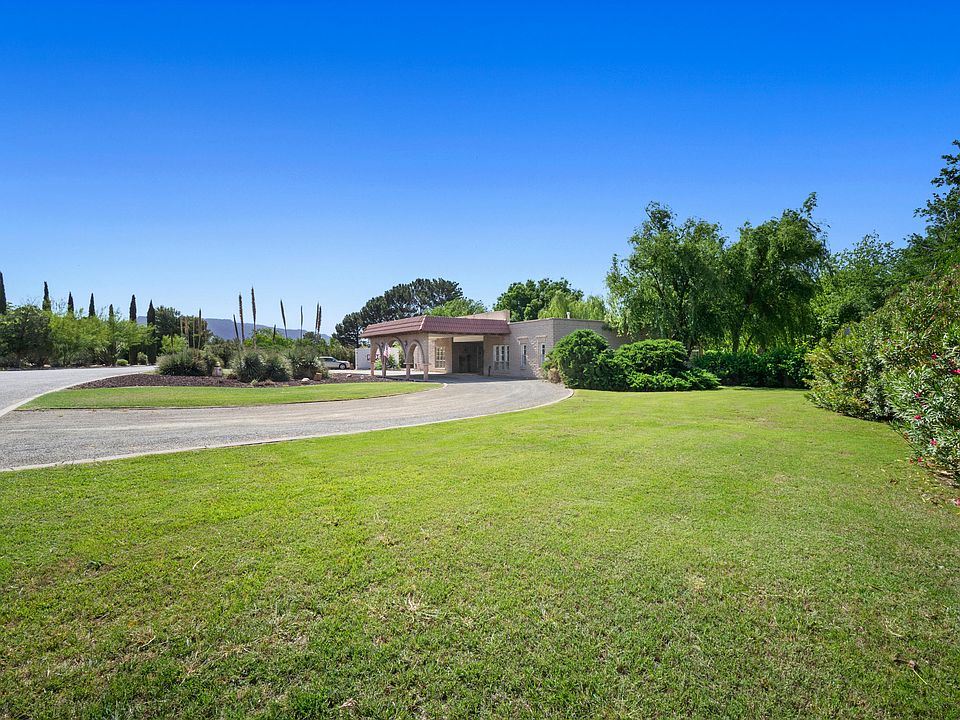 1st image of 5429 La Estancia Cir