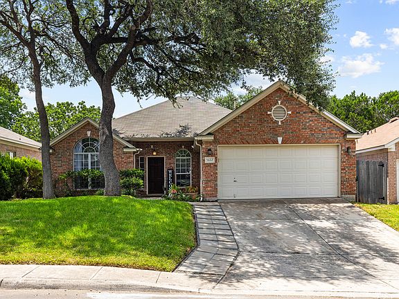 Lovely 4BR/2BA home with 2-car attached car in a very nice neighborhood