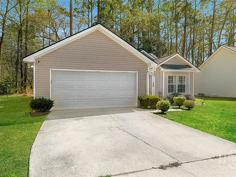 106 Willowdell Ct — Photo 1