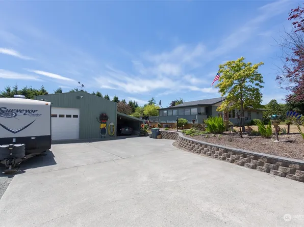60 Klahhane Road, Sequim, WA 98382