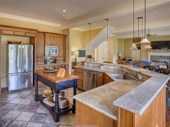 5th image of 55 Martinangel Ln