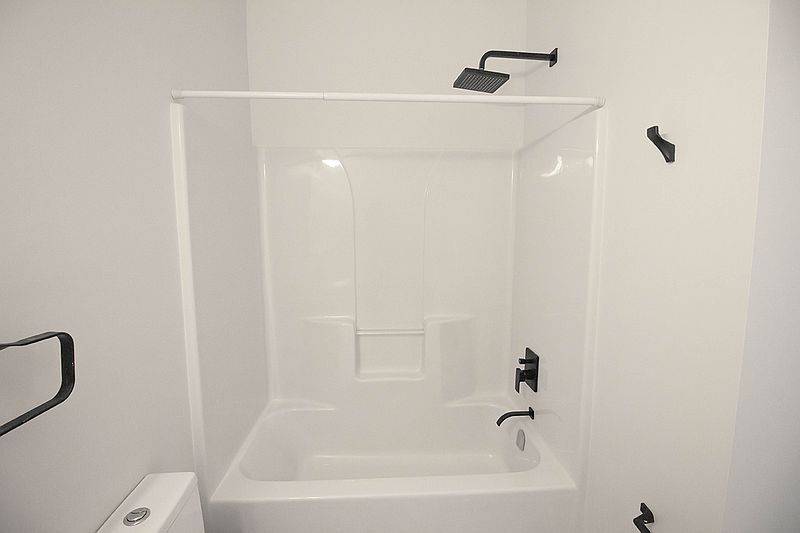 Winnipeg Apartment for rent - 2 Bedrooms — photo 41