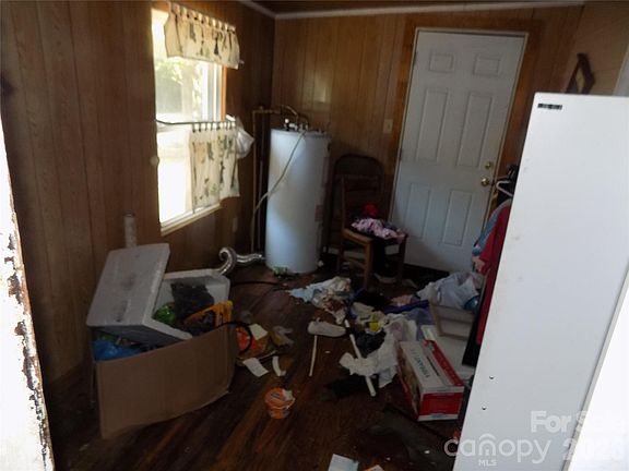 5th image of 308 S Vine St