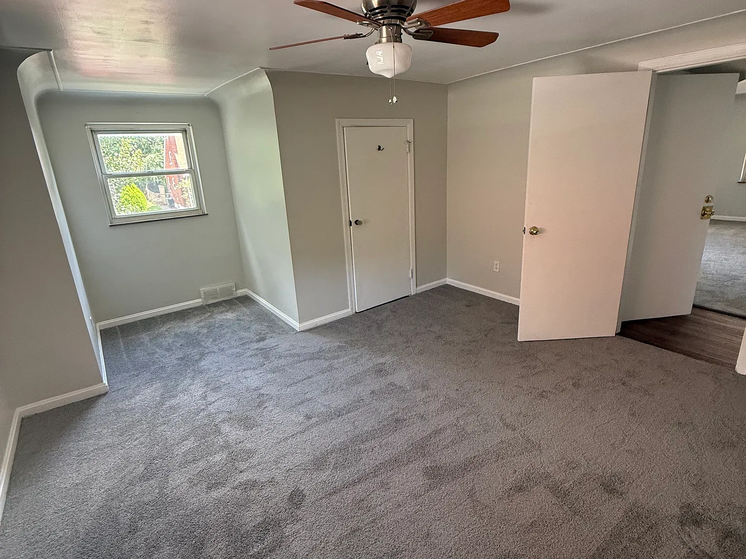 1 bed, 850 sqft, $975 — Photo 4