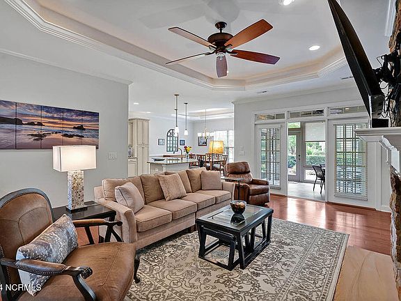 5th image of 3786 Anslow Drive