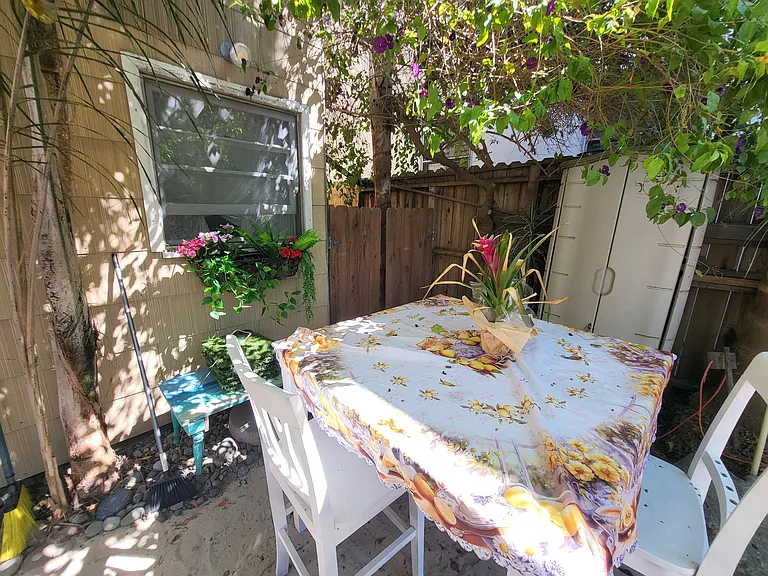 800 Electric Ave — Photo 20
