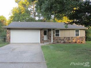 3203 S Danbury Ave, Springfield, MO 65807