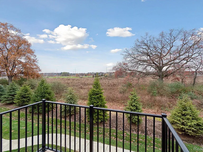 9804 Ridge Run St — Photo 28