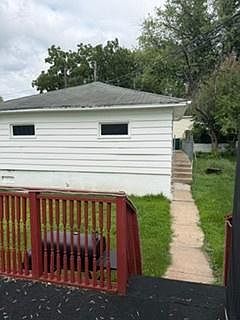 1st image of 3923 Jackson St NE