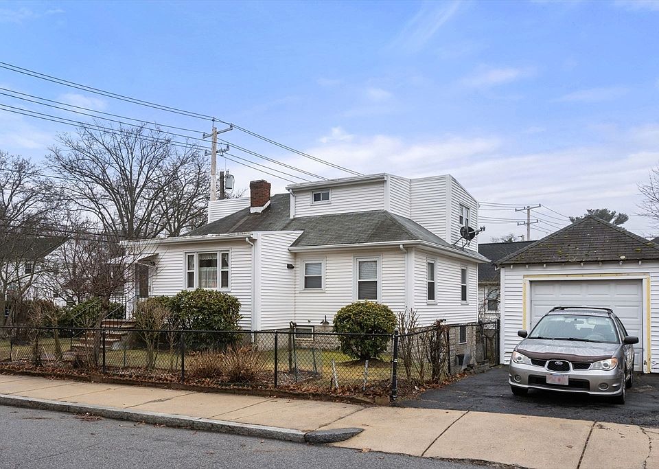 428 Baker St, West Roxbury, MA 02132 Zillow