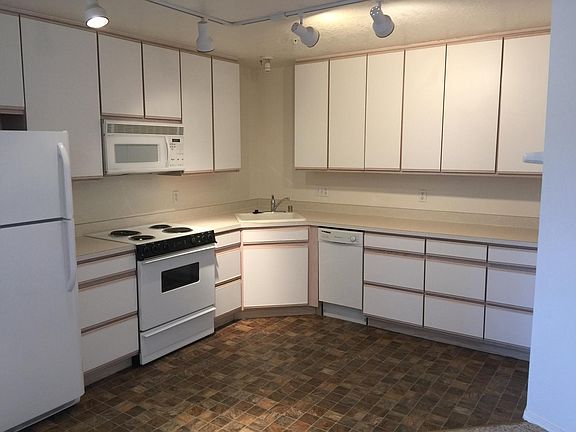 3rd image of 1400 SE Fancy Free Dr APT 210