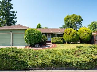 611 Leo Dr, Santa Rosa, CA 95407