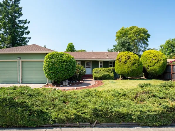 611 Leo Drive, Santa Rosa, CA 95407