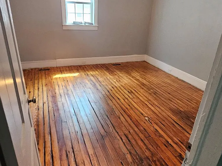 503 E Walnut St #B — Photo 7